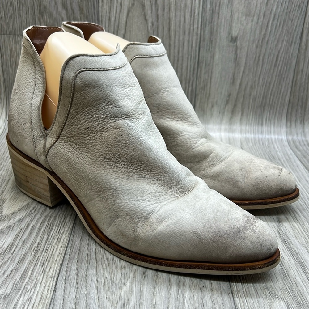 Crevo Distressed Ankle Boots